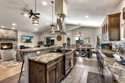 Luxury Home Montgomery Estates - Image 2