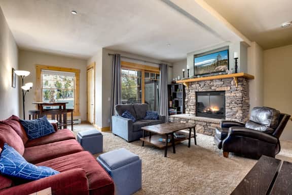 Family Luxury Home in Timber Ridge - Image 2